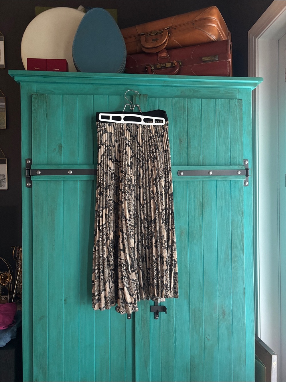 Snake skin print skirt